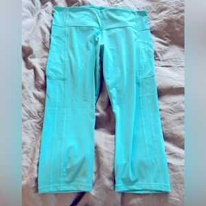 Athleta Ultimate Stash II Capri Leggings